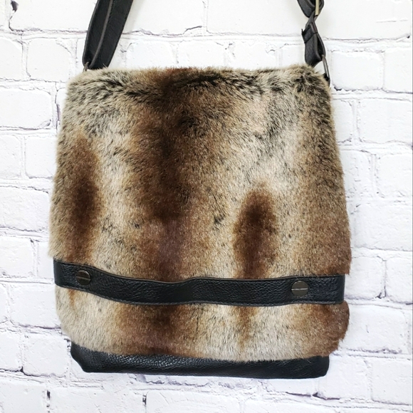 KGB Studio Faux Fur & Leather Crossbody Bag--NWOT - Picture 5 of 15